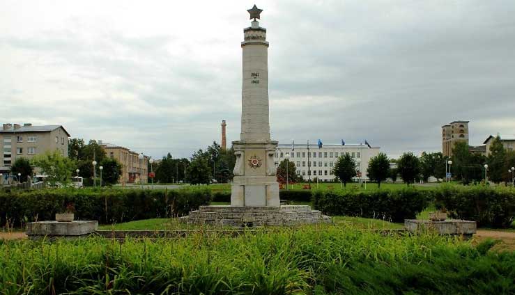 памятник павшим в великой отечественной войне раквере